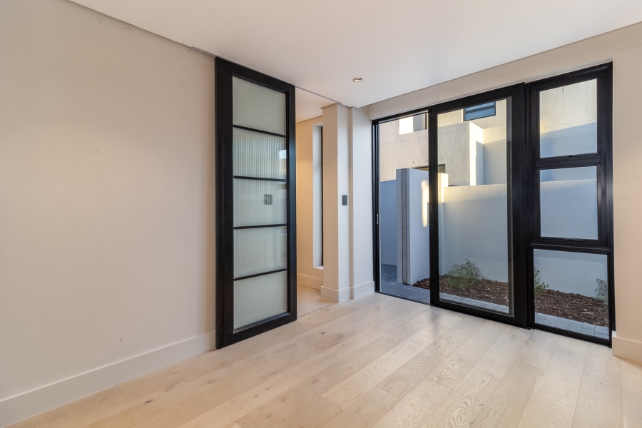 4 Bedroom Property for Sale in Pearl Valley at Val de Vie Western Cape